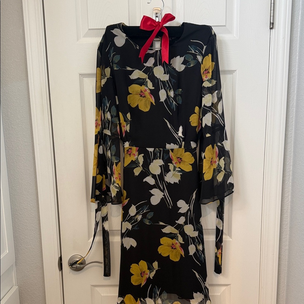 INC International Concepts black with yellow flowers